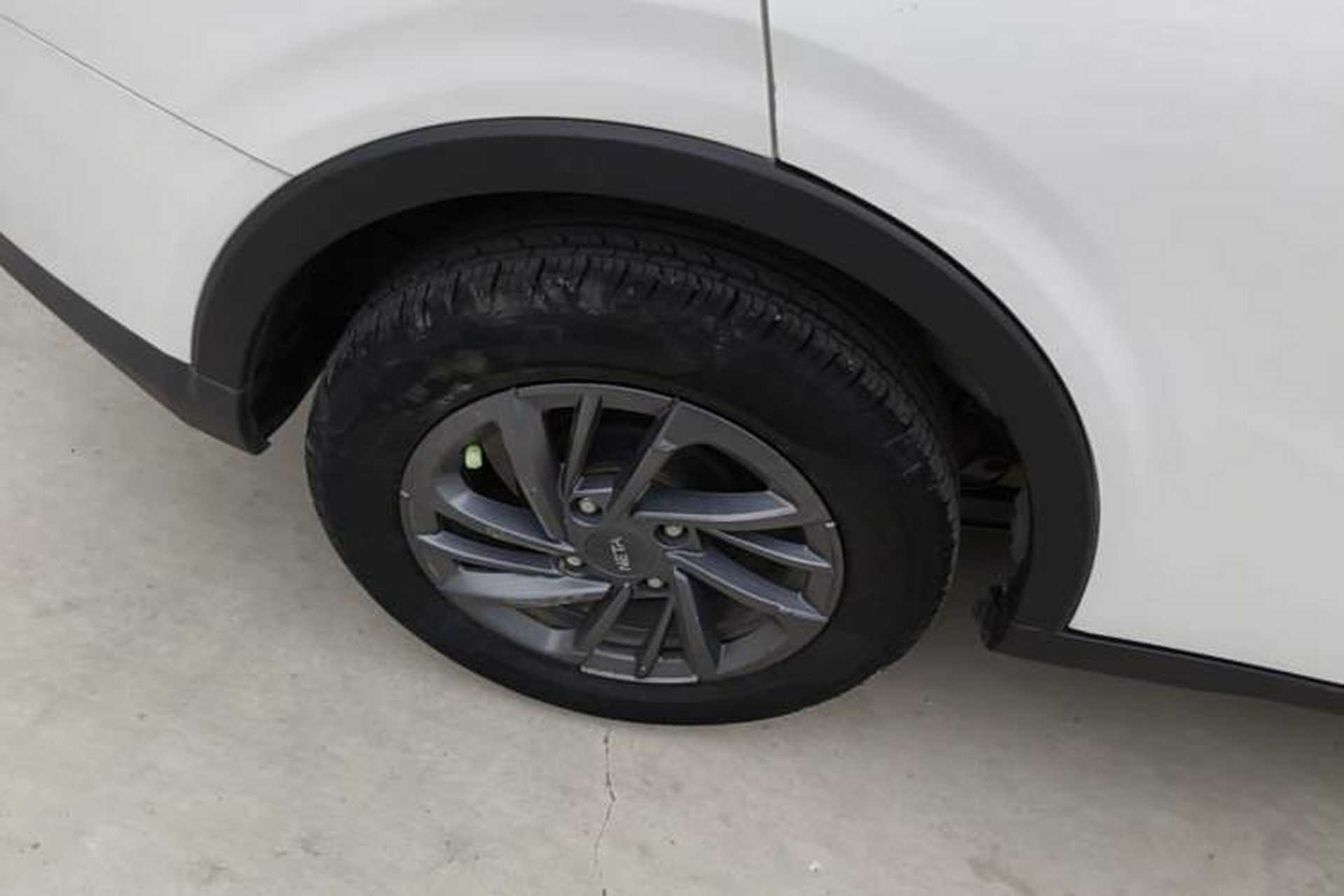 Used NETA V 2021 Standard Range Entertainment Edition Exterior 5