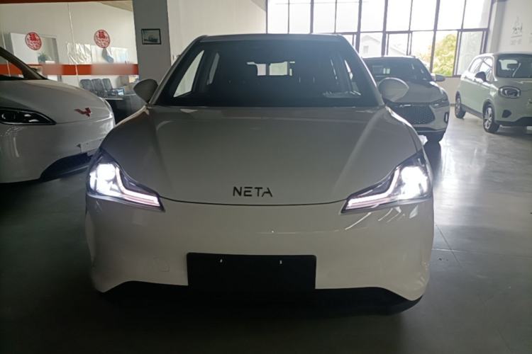 Used NETA V 2021 Long-Range Industry Custom Edition Front