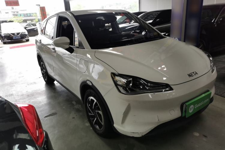 Used NETA V 2021 Long-Range Smart Edition Front Right 45 Deg