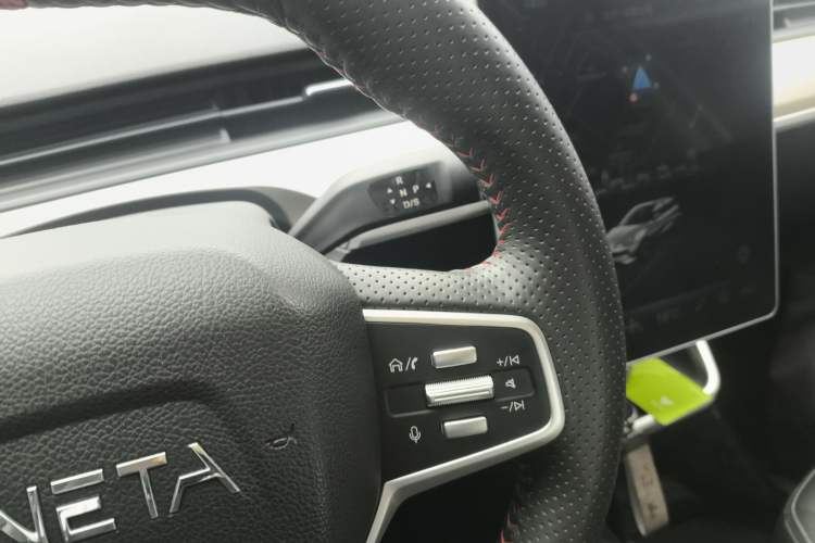 Used NETA V 2021 Long-Range Entertainment Edition Upgrade Model Gear Lever