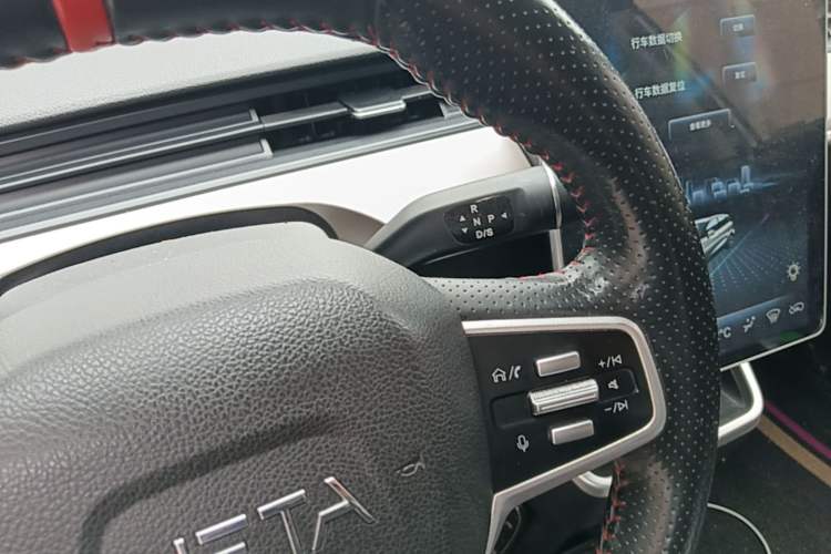 Used NETA V 2021 Long-Range Entertainment Edition Upgrade Model Gear Lever