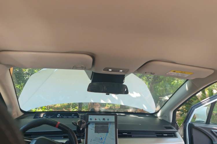 Used NETA V 2021 Long-Range Smart Edition Upgrade Model Headliner