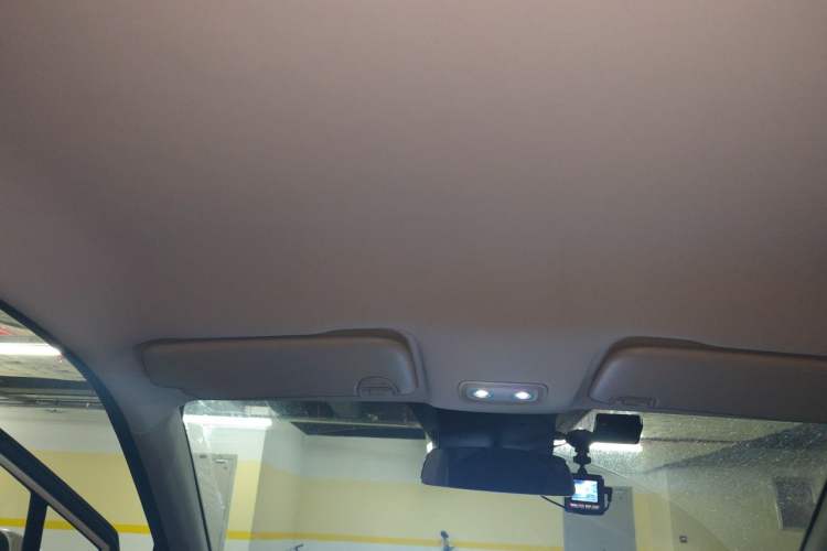 Used NETA V 2021 Standard Range Entertainment Edition Headliner