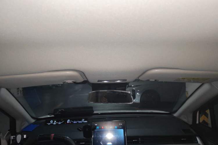 Used NETA V 2021 Long-Range Entertainment Edition Upgrade Model Headliner