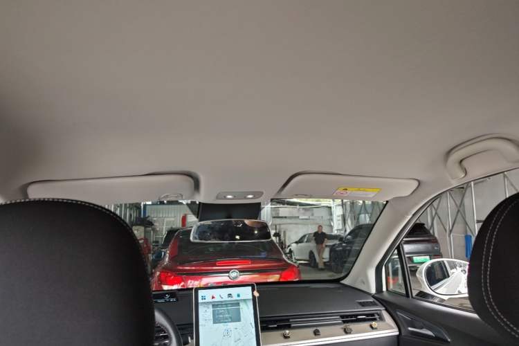 Used NETA V 2021 Standard Range Entertainment Version – Upgraded Model Headliner