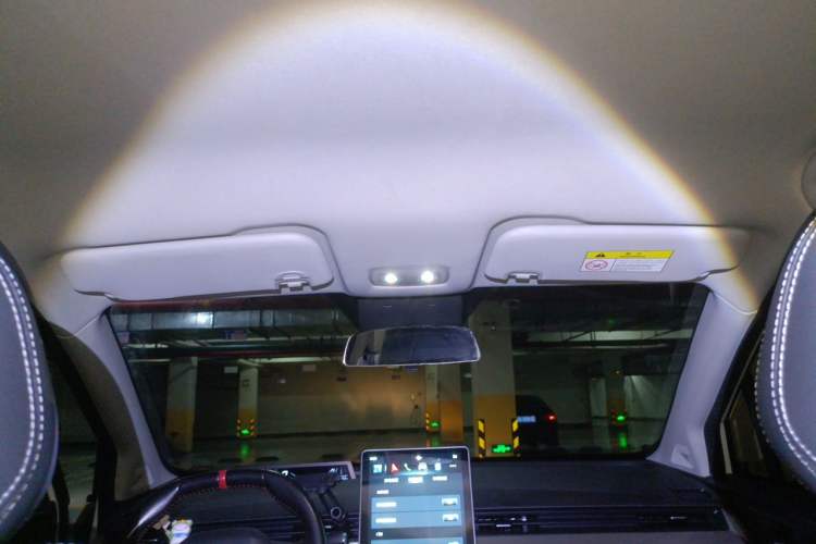 Used NETA V 2021 Long-Range Entertainment Edition Upgrade Model Headliner