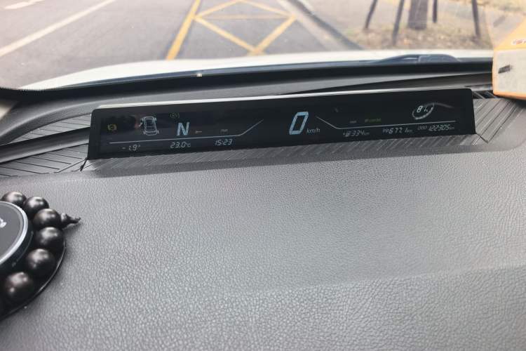 Used NETA V 2021 Long-Range Entertainment Edition Instrument Cluster