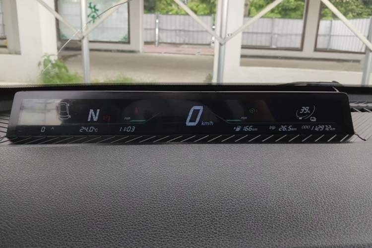 Used NETA V 2021 Long-Range Entertainment Edition Instrument Cluster