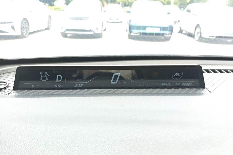 Used NETA V 2021 Long-Range Entertainment Edition Upgrade Model Instrument Cluster