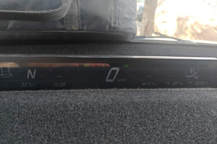 Used NETA V 2021 Standard Range Entertainment Edition Instrument Cluster