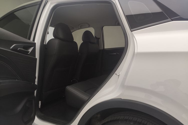 Used NETA V 2021 Long-Range Entertainment Edition Upgrade Model Interior 1