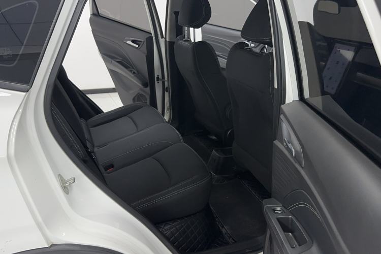 Used NETA V 2021 Standard Range Entertainment Edition Interior 2