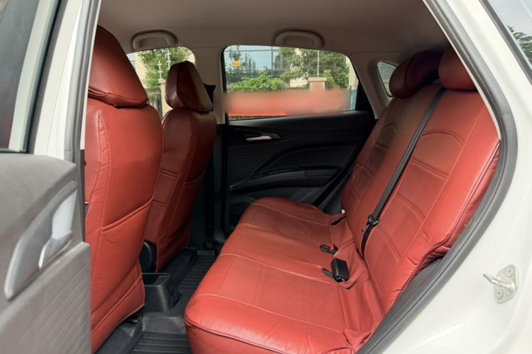 Used NETA V 2021 Standard Range Entertainment Version – Upgraded Model Interior 3