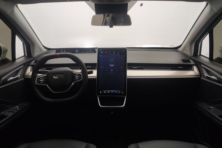 Used NETA V 2021 Long-Range Entertainment Edition Upgrade Model Interior 3