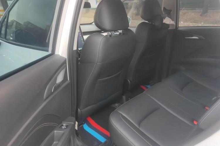 Used NETA V 2021 Long-Range Entertainment Edition Upgrade Model Interior 3