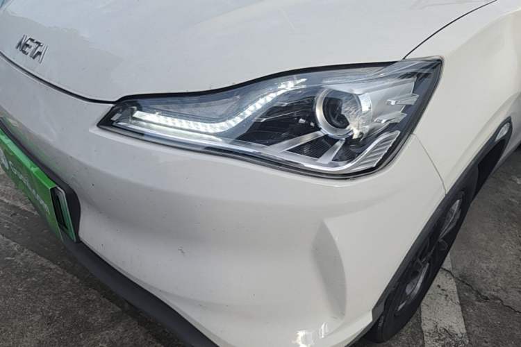 Used NETA V 2021 Standard Range Entertainment Edition Left Front Headlight