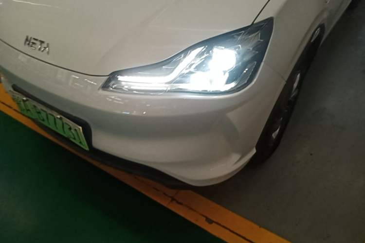 Used NETA V 2021 Standard Range Entertainment Edition Left Front Headlight