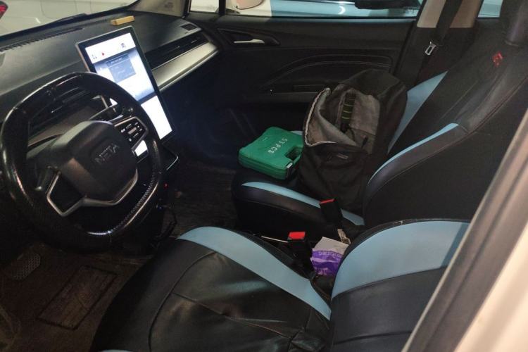 Used NETA V 2021 Standard Range Entertainment Edition Left Front Seat