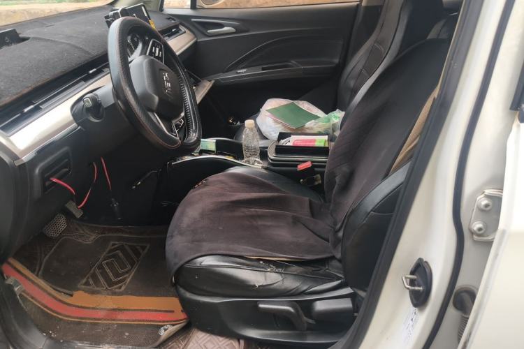 Used NETA V 2021 Standard Range Entertainment Edition Left Front Seat