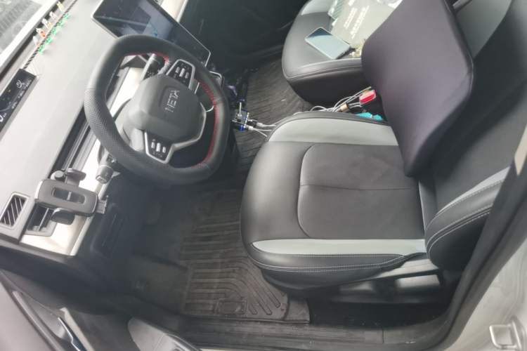 Used NETA V 2021 Long-Range Entertainment Edition Left Front Seat
