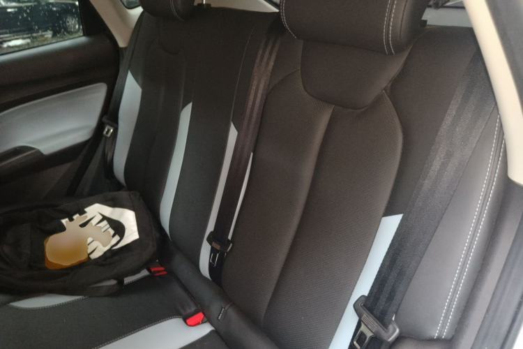 Used NETA V 2021 Standard Range Entertainment Version – Upgraded Model Left Rear Seat