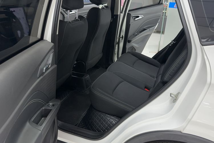 Used NETA V 2021 Standard Range Entertainment Edition Left Rear Seat