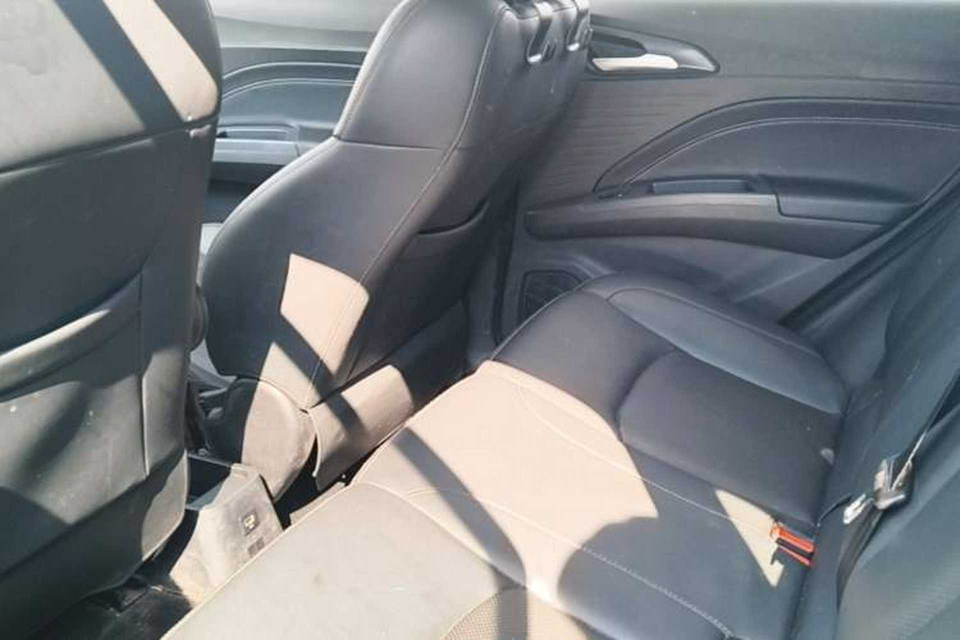 Used NETA V 2021 Long-Range Entertainment Edition Left Rear Seat