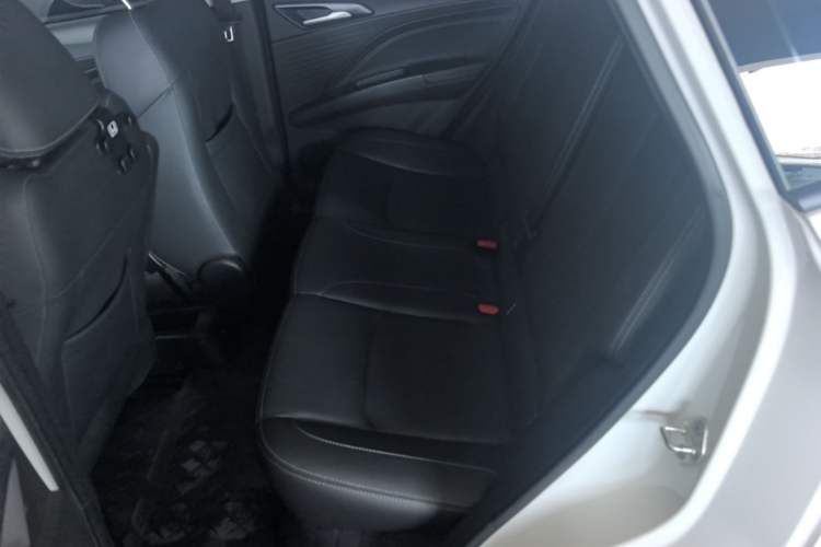 Used NETA V 2021 Long-Range Entertainment Edition Upgrade Model Left Rear Seat