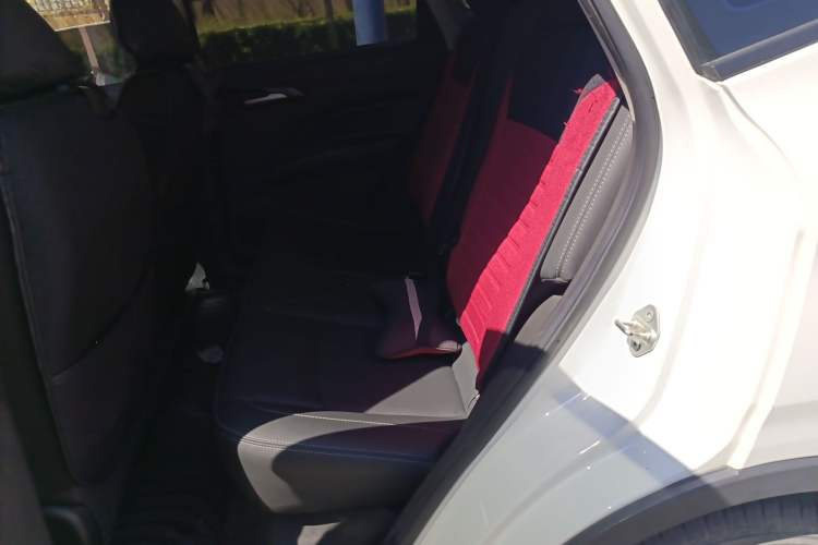 Used NETA V 2021 Long-Range Entertainment Edition Upgrade Model Left Rear Seat