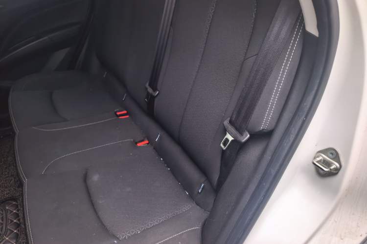 Used NETA V 2021 Standard Range Version Left Rear Seat