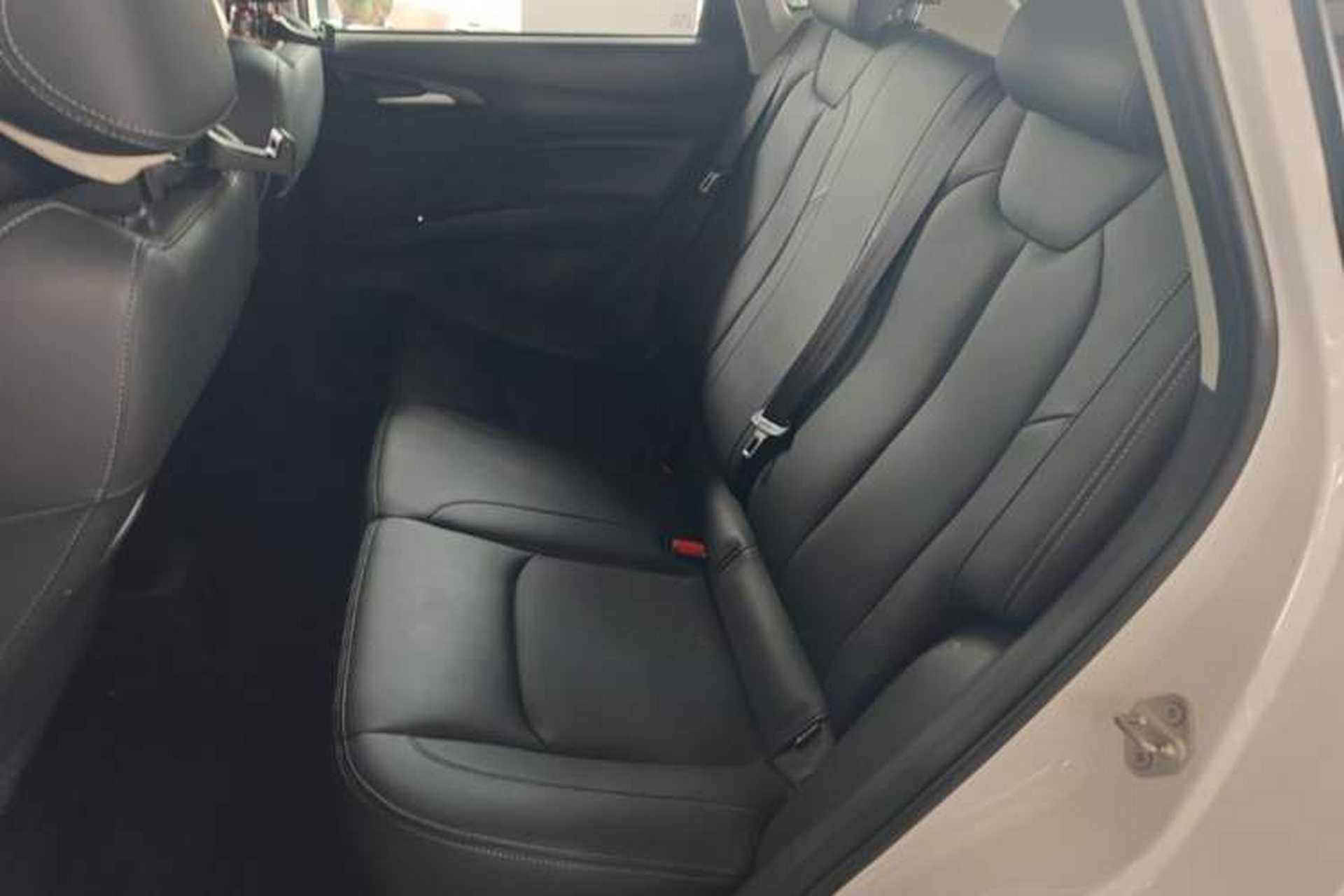 Used NETA V 2021 Long-Range Entertainment Edition Upgrade Model Left Rear Seat