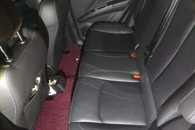 Used NETA V 2021 Long-Range Entertainment Edition Upgrade Model Left Rear Seat