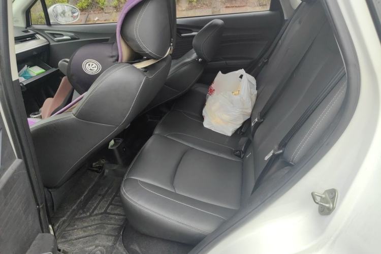 Used NETA V 2021 Long-Range Entertainment Edition Upgrade Model Left Rear Seat