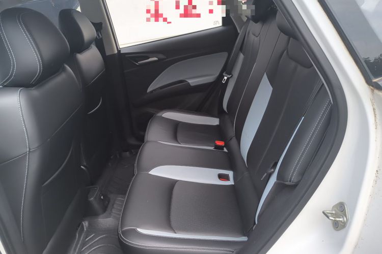 Used NETA V 2021 Long-Range Entertainment Edition Left Rear Seat