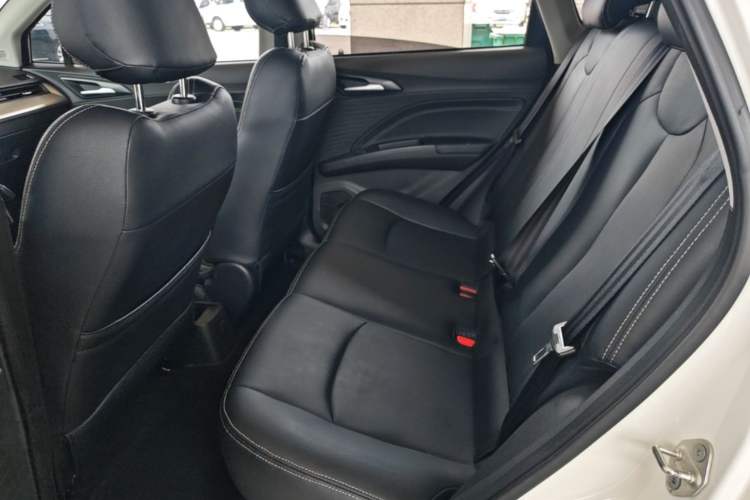 Used NETA V 2021 Standard Range Industry Custom Edition Left Rear Seat