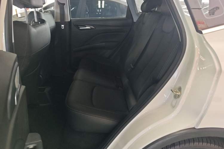 Used NETA V 2021 Long-Range Entertainment Edition Upgrade Model Left Rear Seat