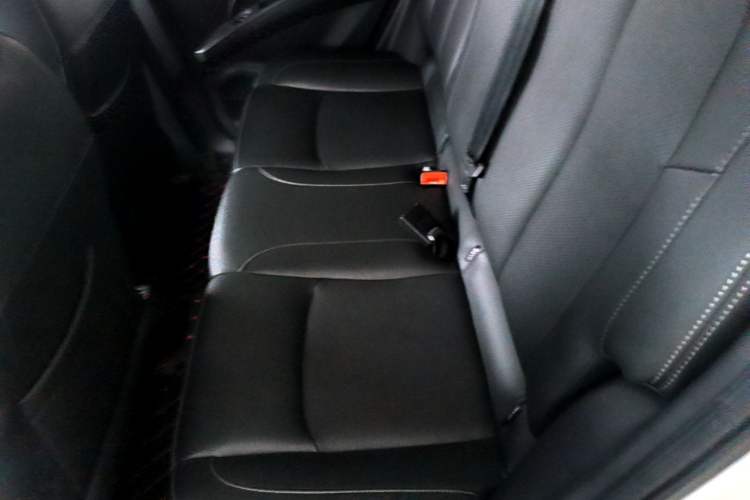 Used NETA V 2021 Long-Range Entertainment Edition Upgrade Model Left Rear Seat