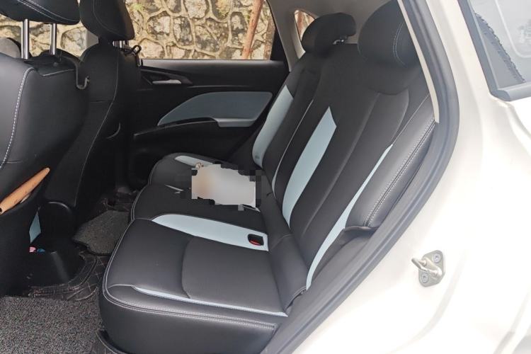 Used NETA V 2021 Standard Range Entertainment Edition Left Rear Seat