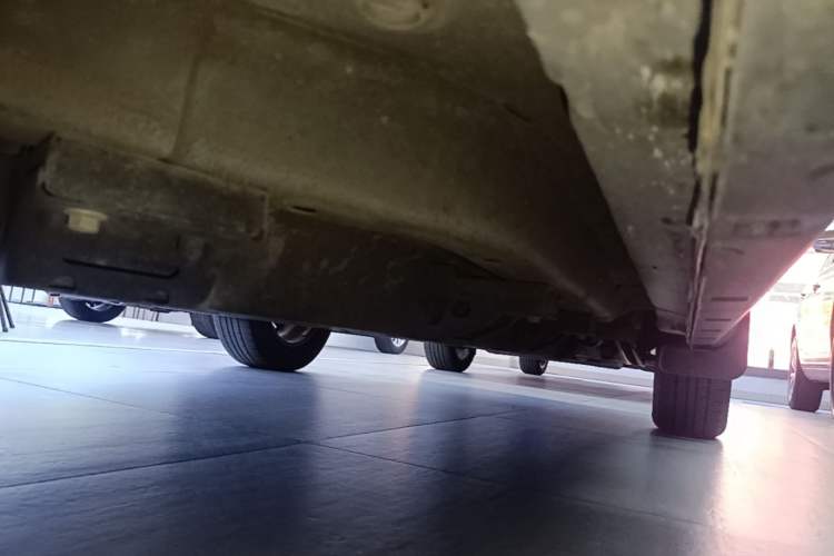 Used NETA V 2021 Standard Range Entertainment Edition Left Side Sill