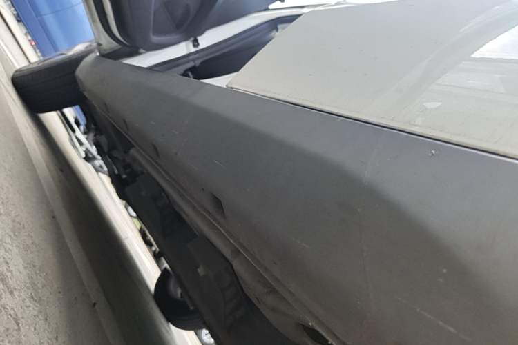 Used NETA V 2021 Standard Range Entertainment Edition Left Side Sill