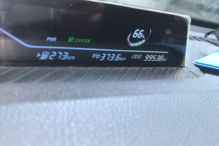 Used NETA V 2021 Long-Range Entertainment Edition Upgrade Model Odometer Close Up