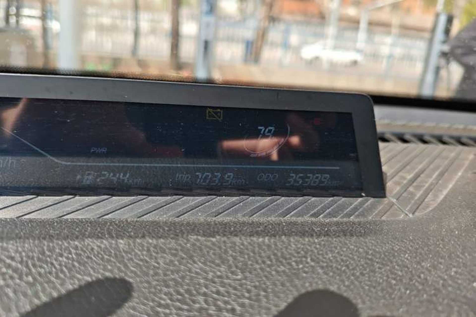 Used NETA V 2021 Standard Range Entertainment Version – Upgraded Model Odometer Close Up