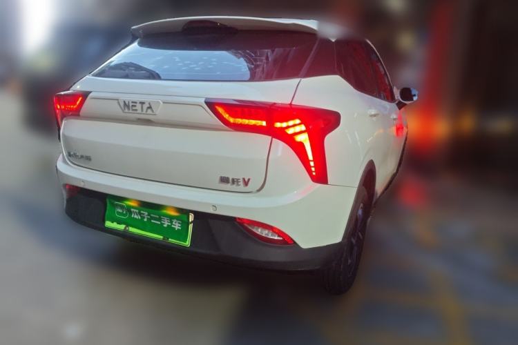 Used NETA V 2021 Long-Range Entertainment Edition Upgrade Model Rear Right 45 Deg