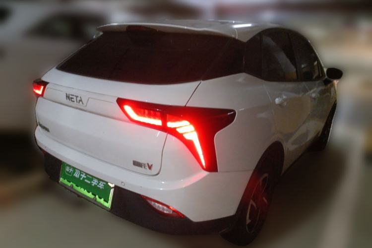 Used NETA V 2021 Long-Range Entertainment Edition Upgrade Model Rear Right 45 Deg
