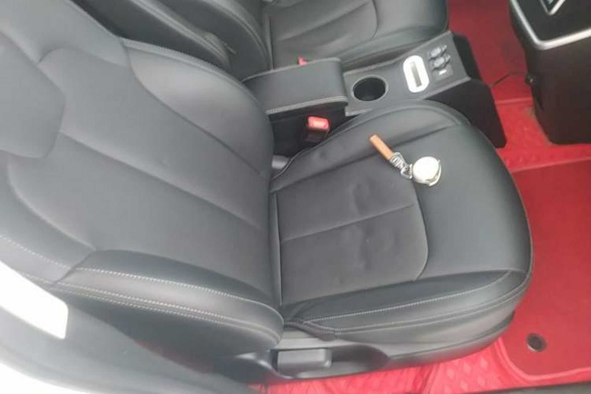 Used NETA V 2021 Long-Range Industry Custom Edition Right Front Seat