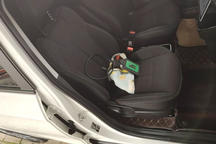 Used NETA V 2021 Standard Range Entertainment Edition Right Front Seat