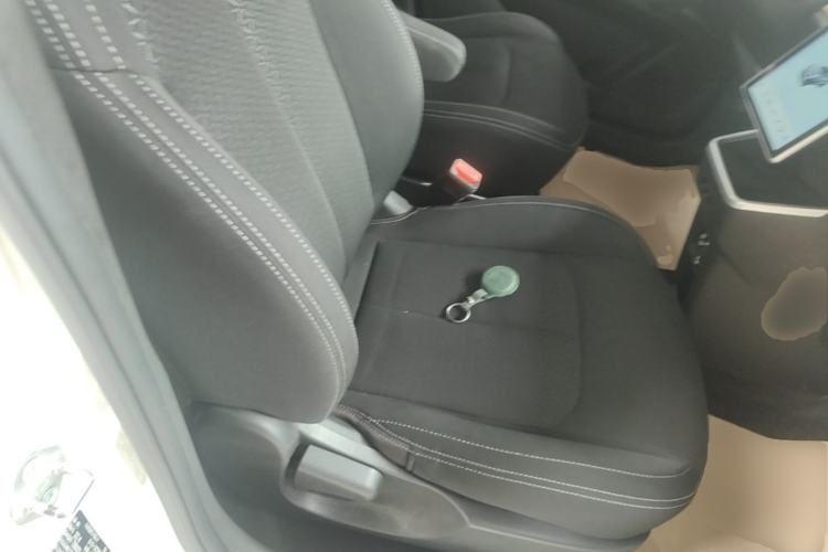 Used NETA V 2021 Standard Range Entertainment Edition Right Front Seat