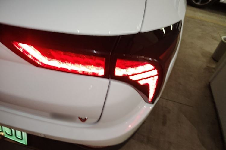 Used NETA V 2021 Standard Range Entertainment Version – Upgraded Model Right Rear Taillight