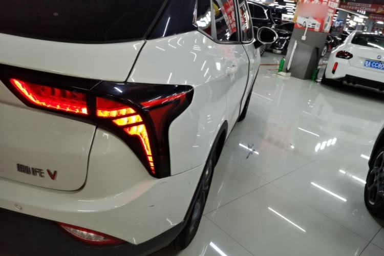 Used NETA V 2021 Standard Range Entertainment Version – Upgraded Model Right Rear Taillight