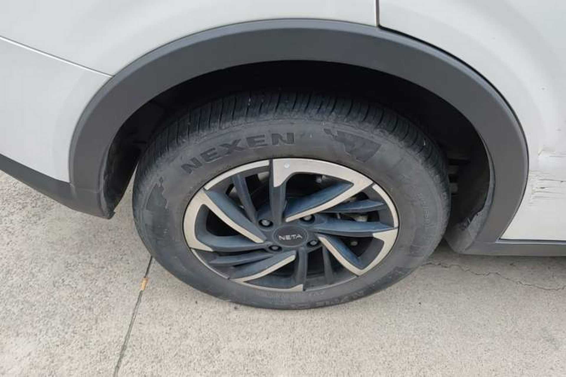 Used NETA V 2021 Long-Range Entertainment Edition Upgrade Model Right Rear Wheel Hub